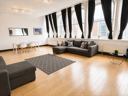 2 Bed Flat, Exchange St East, L2