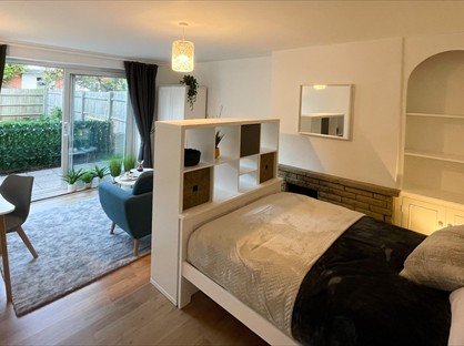 Room in a Shared House, Petersfield Rise, SW15