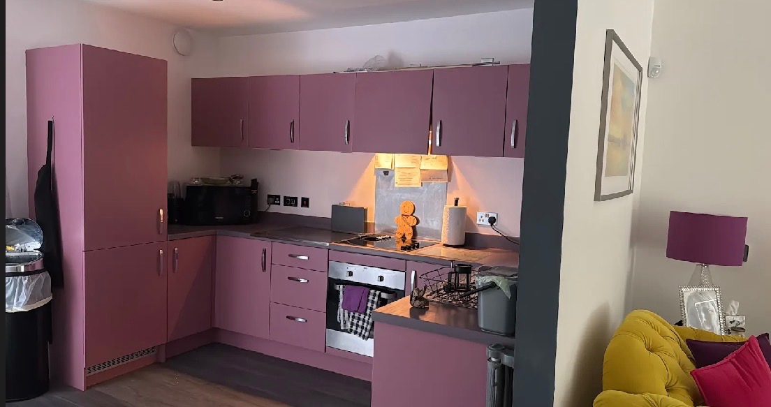 Room in a Shared House, Ellis Drive, EH14 photo 2