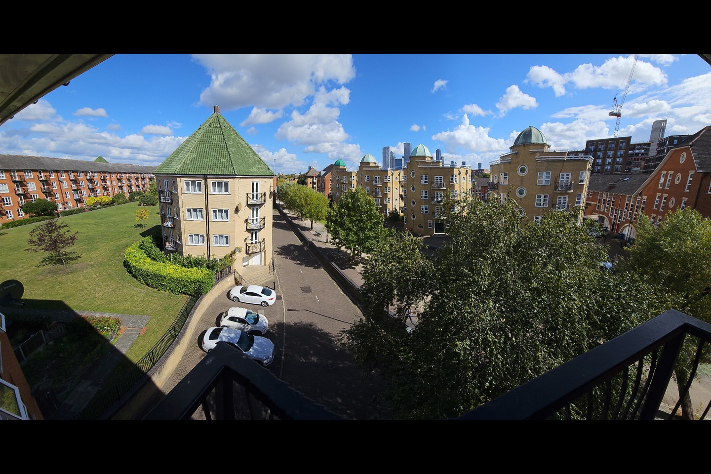 1 Bed Flat, Basque Court, SE16