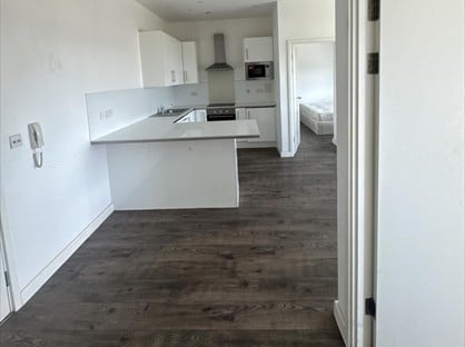 2 Bed Flat, Delta Point, CR0