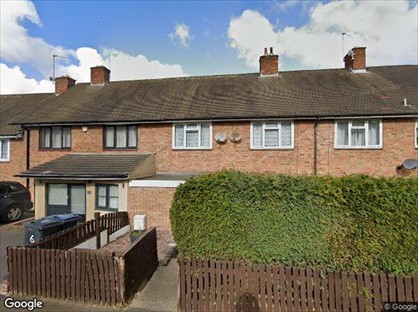 5 Bed End Terrace, Navigation, B12