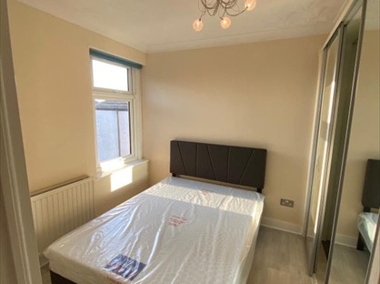 Room in a Shared House, Carlisle Road, RM1