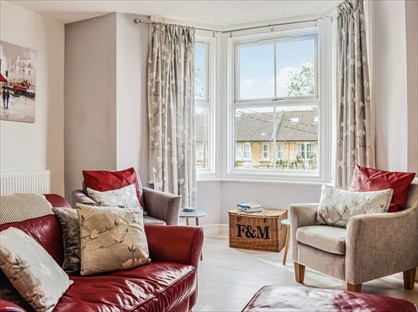 1 Bed Flat, Trowbridge Road, BA15