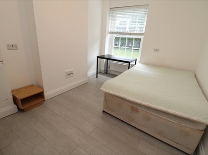 Room in a Shared Flat, Bonington House, N1