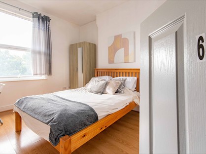 Room in a Shared House, Noel Street, NG7