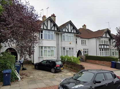 Studio Flat, Ashbourne Avenue, NW11
