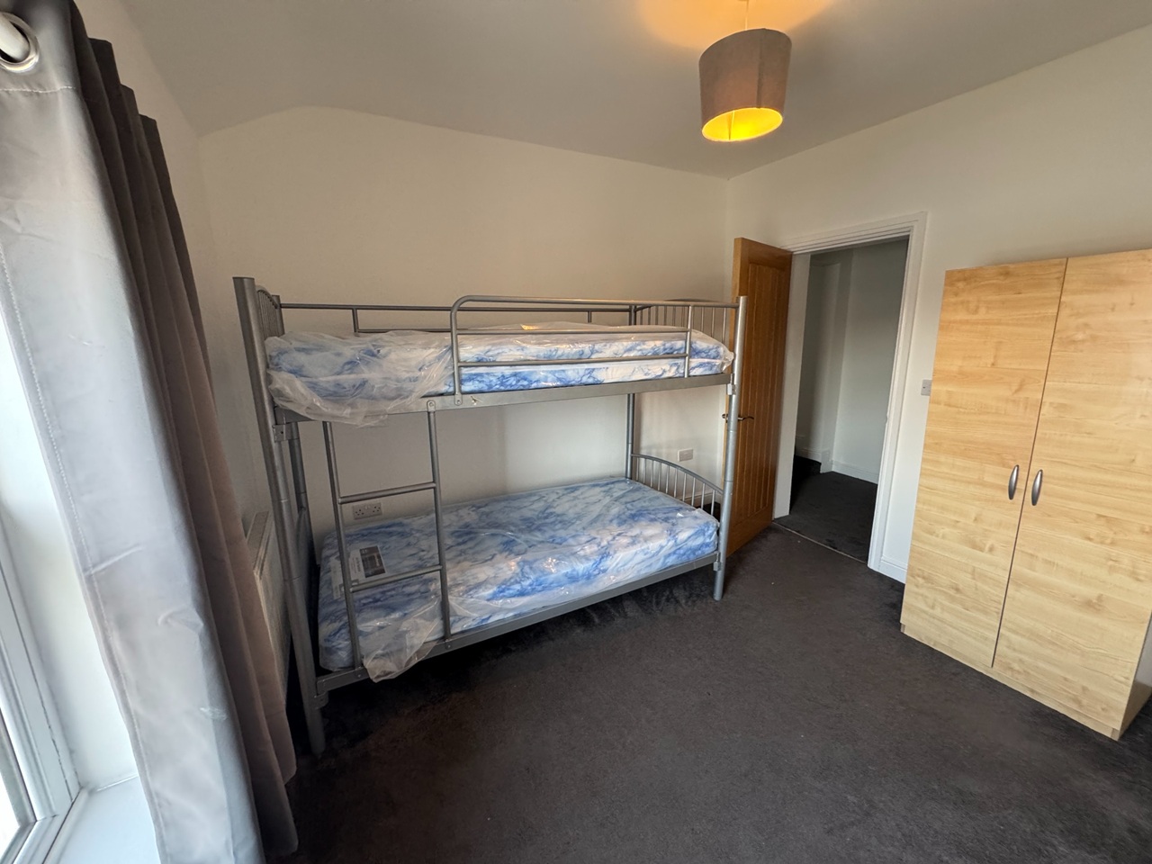 2 Bed Flat, Callum View, NG7 photo 4