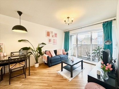 2 Bed Flat, Tooting High St, SW17