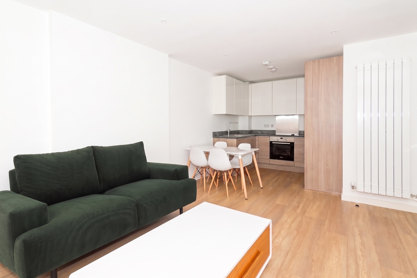 1 Bed Flat, Whiting Way, SE16 photo 4