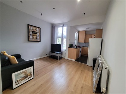 4 Bed Flat, Anfield Road, L4