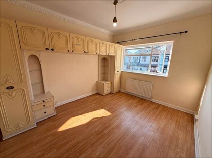 3 Bed Flat, Hampton Road, IG1