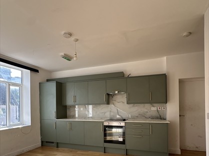 3 Bed Flat, Upper Parts North Street, RM1
