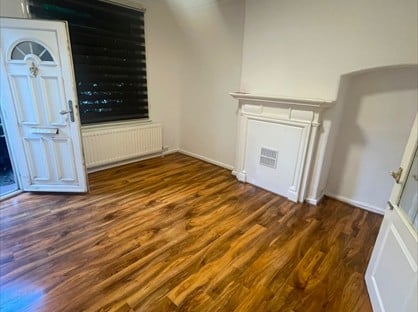 2 Bed Semi-Detached House, Cowick Road, SW17