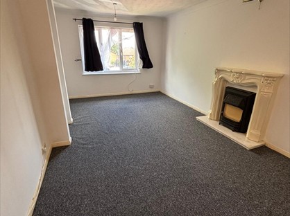 2 Bed Flat, Crystal Way, RM8