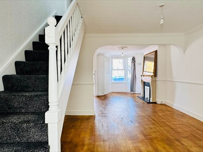 2 Bed Terraced House, Humberstone Road, E13