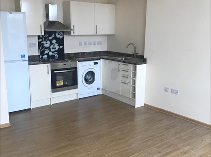 1 Bed Flat, Regent Square, NN1