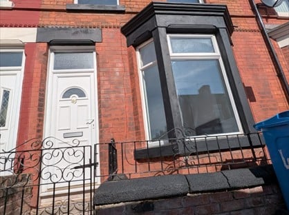4 Bed Terraced House, August Road, L6