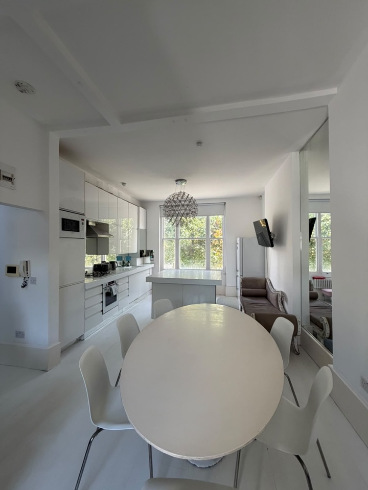 4 Bed Terraced House, Victoria Road, NW6