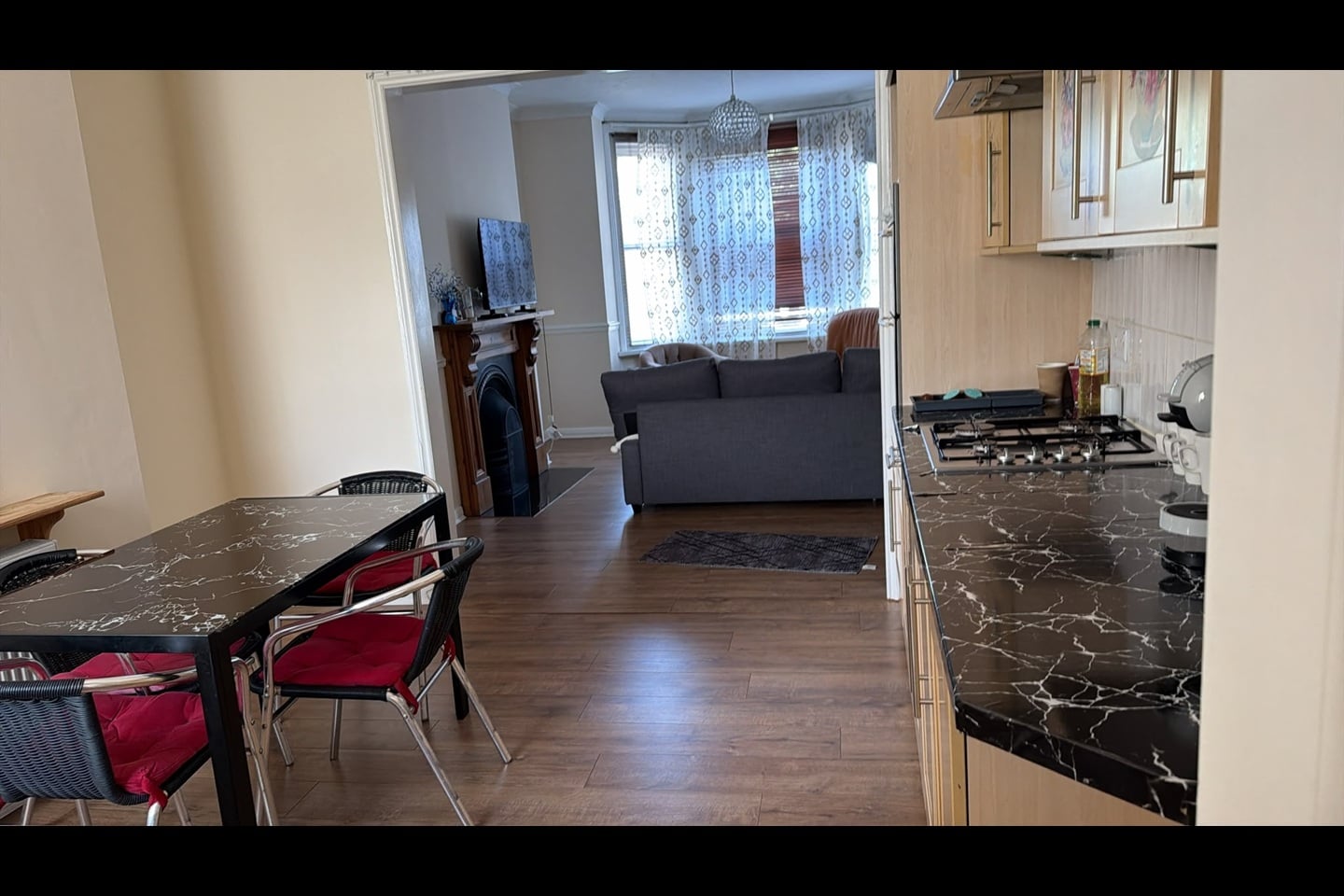 2 Bed Flat, Portswood Road, SO17 photo 4