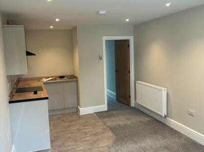 2 Bed Bungalow, Melbourne St West, GL1