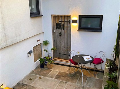 Studio Flat, Park Street, AL2