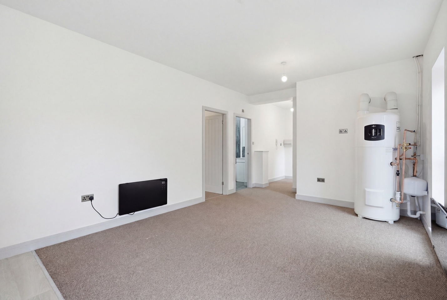 1 Bed Flat, Edgbaston, B16 photo 3