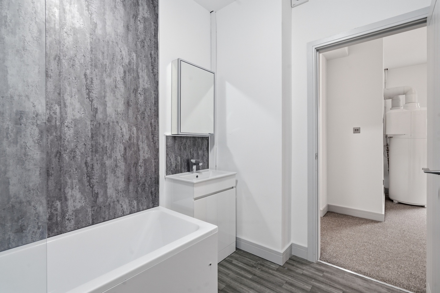 1 Bed Flat, Edgbaston, B16 photo 5