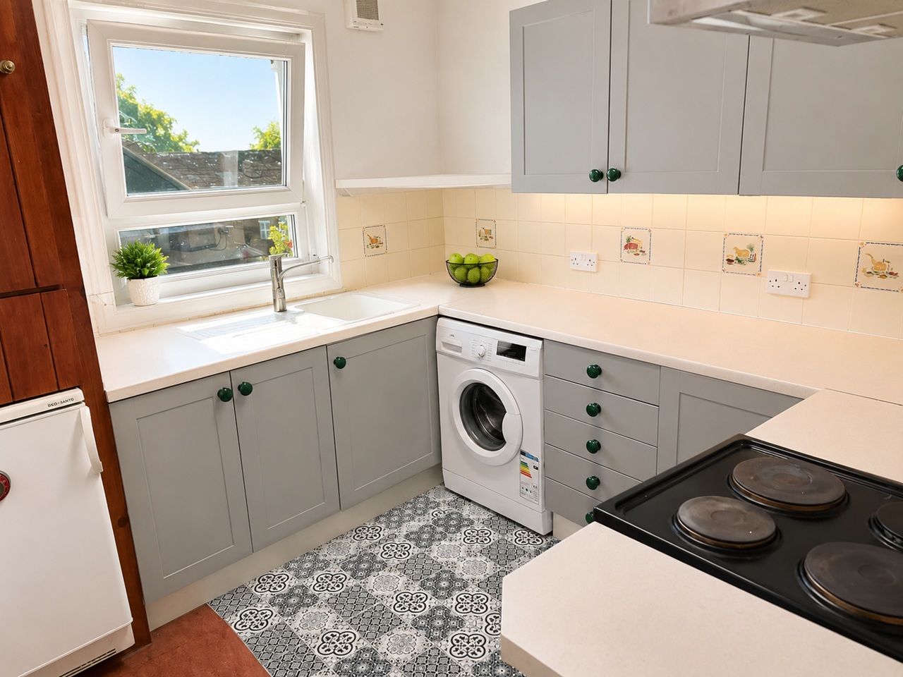 Bedsit, Nottingham Road, NG7 photo 5