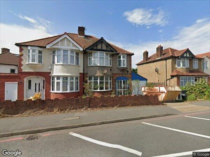 Studio Flat, Tolworth Rise North, KT5