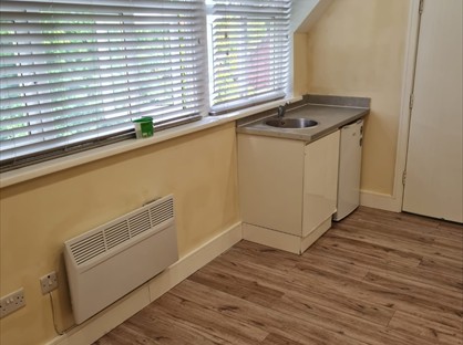 Studio Flat, Thornton Avenue, UB7