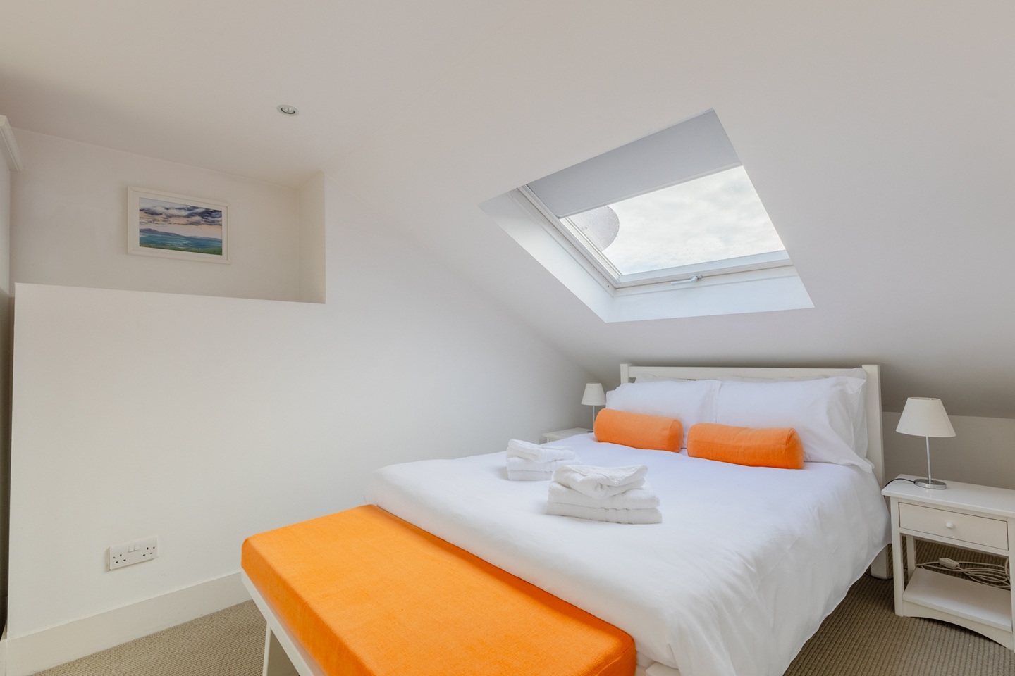 2 Bed Flat, Hannell Road, SW6 photo 5