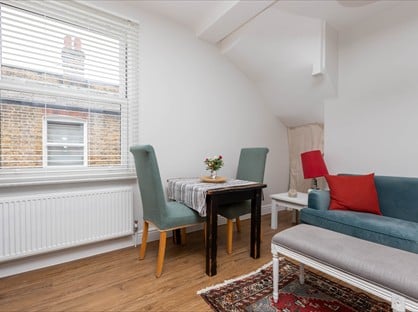 1 Bed Flat, Harbord St, SW6