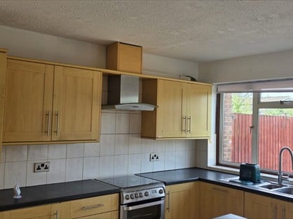 3 Bed Semi-Detached House, Mullway, SG6