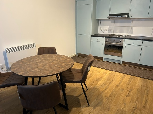 1 Bed Flat, The Atrium, LE1 photo 4