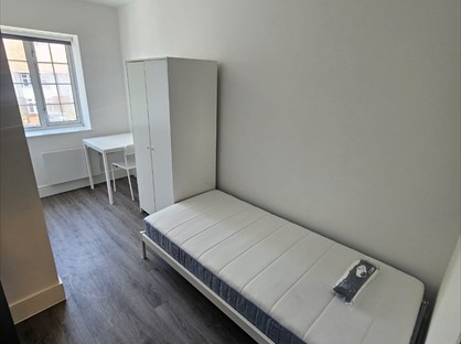 Studio Flat, Green Lane, SE9