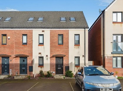 3 Bed End Terrace, Golwg Y Garreg Wen, SA1