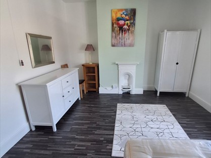 Room in a Shared House, Charlotte St, CV21