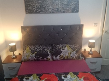 Room in a Shared House, Bratton Drive, M19