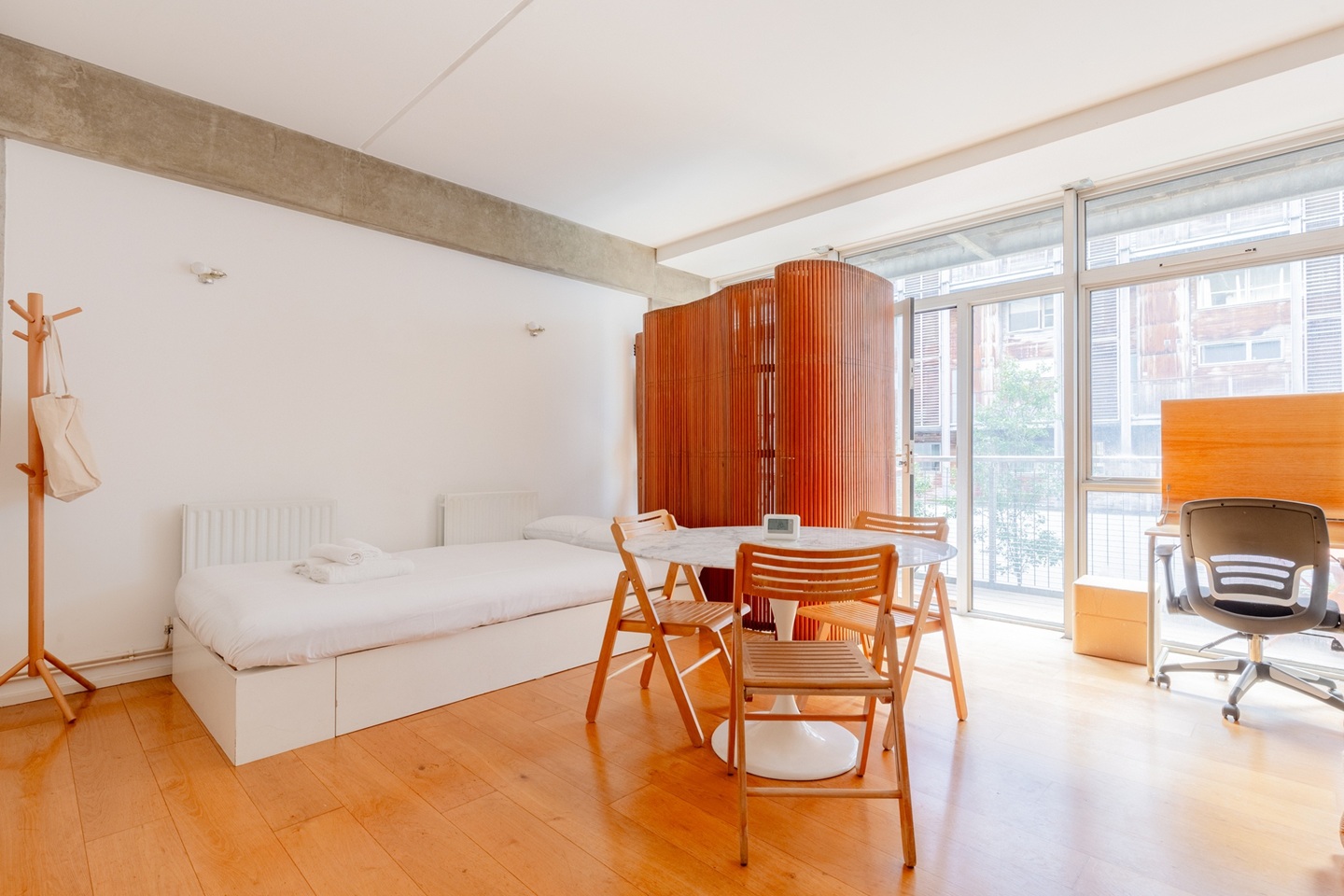 1 Bed Flat, Kings Wharf, E8