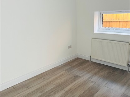2 Bed Flat, Sunningdale Avenue, TW13
