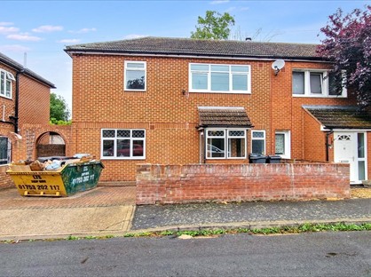 3 Bed Semi-Detached House, Fawns Manor Road, TW14