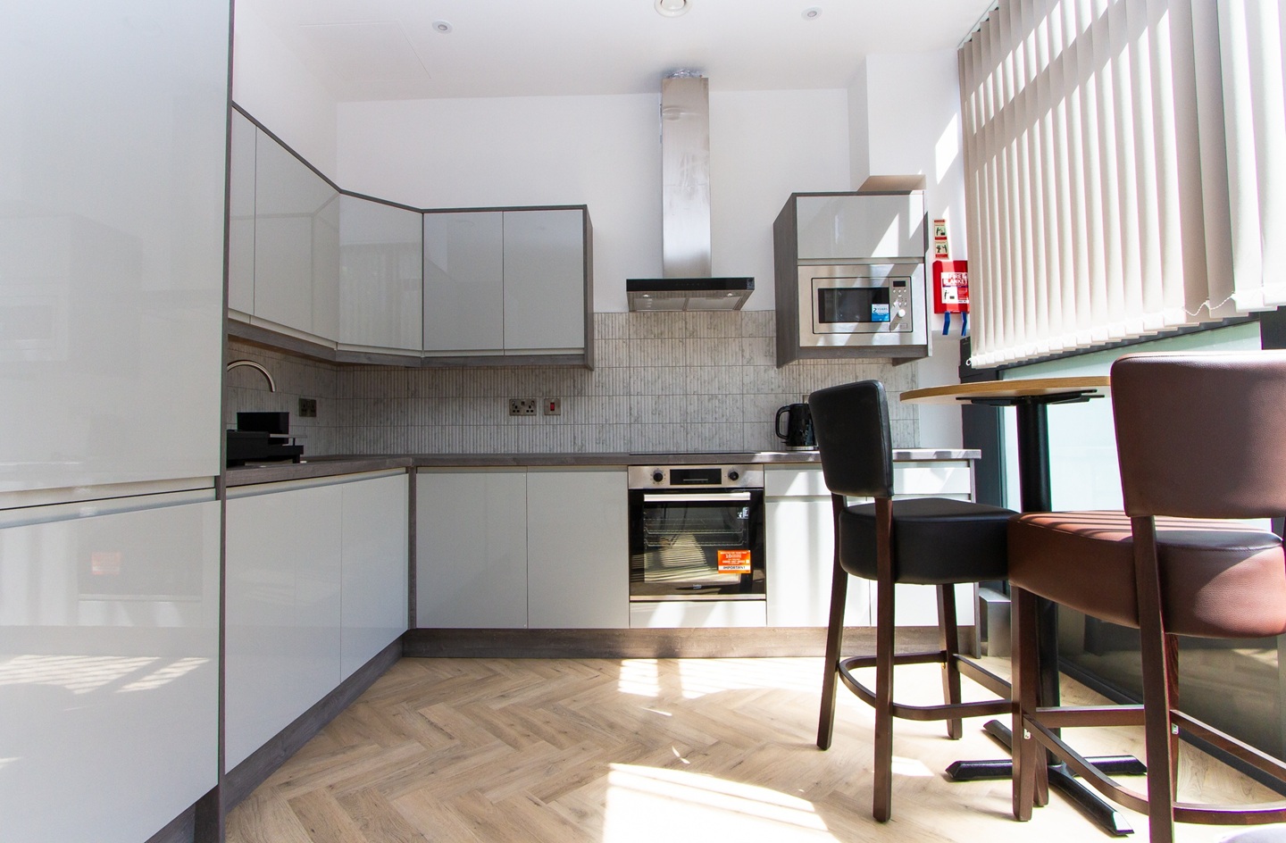 2 Bed Flat, Corporation St, CV1 photo 2