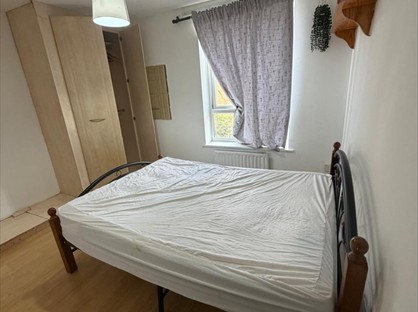 Room in a Shared House, Commercial Way, SE15