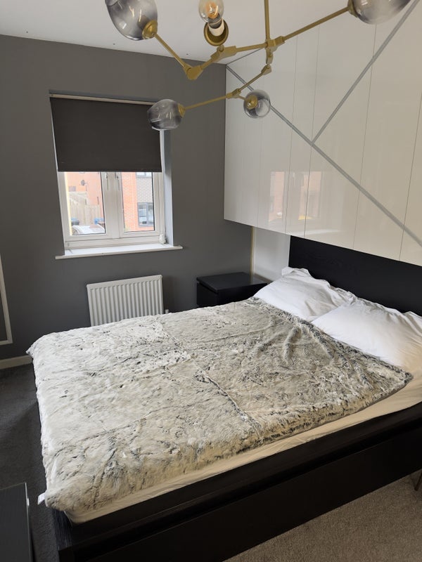 Room in a Shared House, Hope Road, M6
