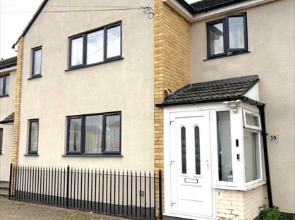 3 Bed Terraced House, Swanscombe St, DA10