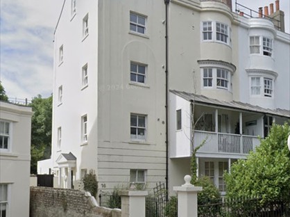 2 Bed Flat, Upper Rock Gardens, BN2