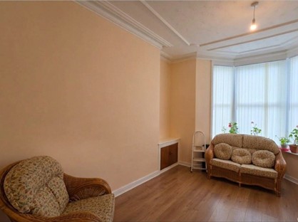 1 Bed Flat, Spellow Lane, L4