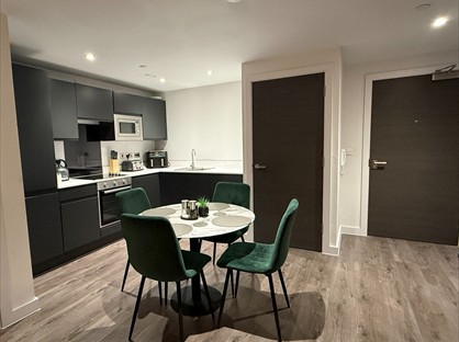 2 Bed Flat, Parliament Street, L5