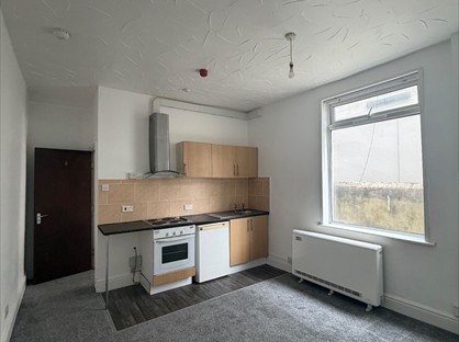1 Bed Flat, Lord St, FY1